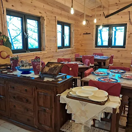 Villaggio Turistico Tecciù Di Cuppi *