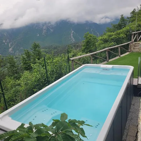 مكان تخييم Villaggio Turistico Tecciu Di Cuppi Magliolo