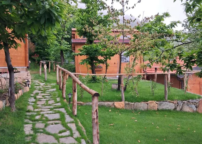 Camping Villaggio Turistico Tecciù Di Cuppi